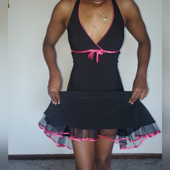 Black & Pink Halter Party Dress - Picture 5 of 6